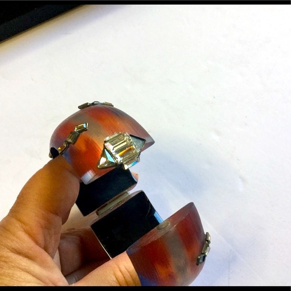 ALEXIS BITTAR O’KEEFE LUCITE HINGED BRACELET EUC - Picture 12 of 16
